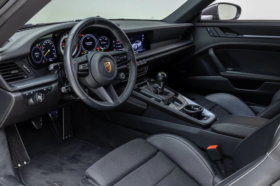 2022 Porsche 992 GT3 Touring - Image 6 of 7