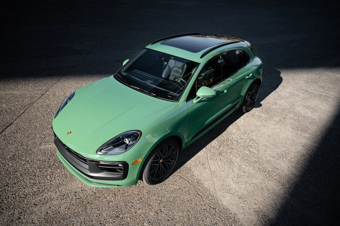 2022 Porsche Macan GTS - Image 3 of 13