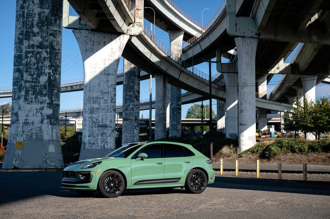 2022 Porsche Macan GTS - Image 4 of 13