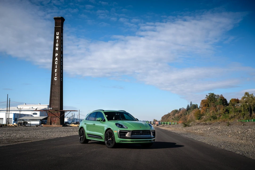 2022 Porsche Macan GTS - Image 5 of 13