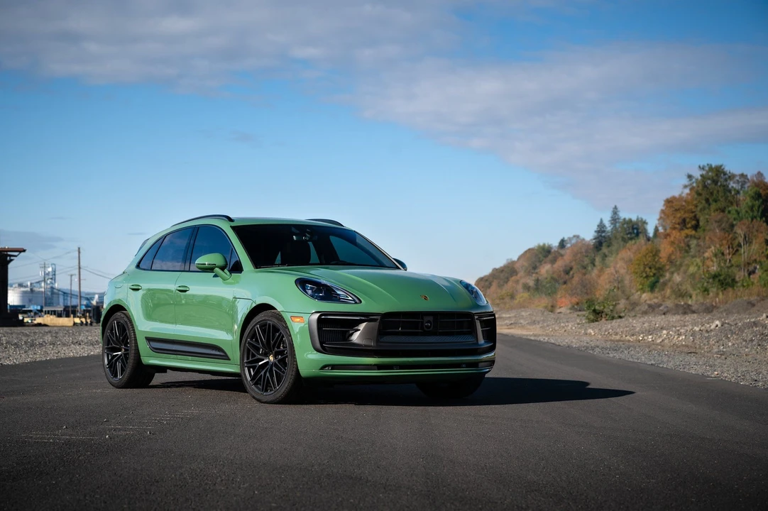 2022 Porsche Macan GTS - Image 2 of 13