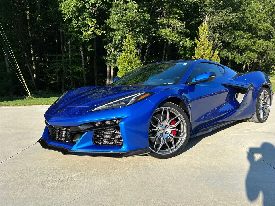 2023 Chevrolet Corvette C8 Z06 - Image 11 of 13