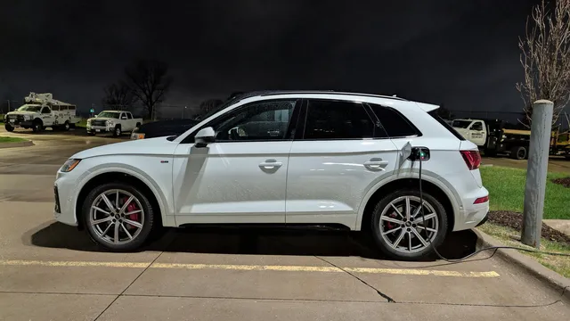 2024 Audi Q5 55 TFSI e Prestige