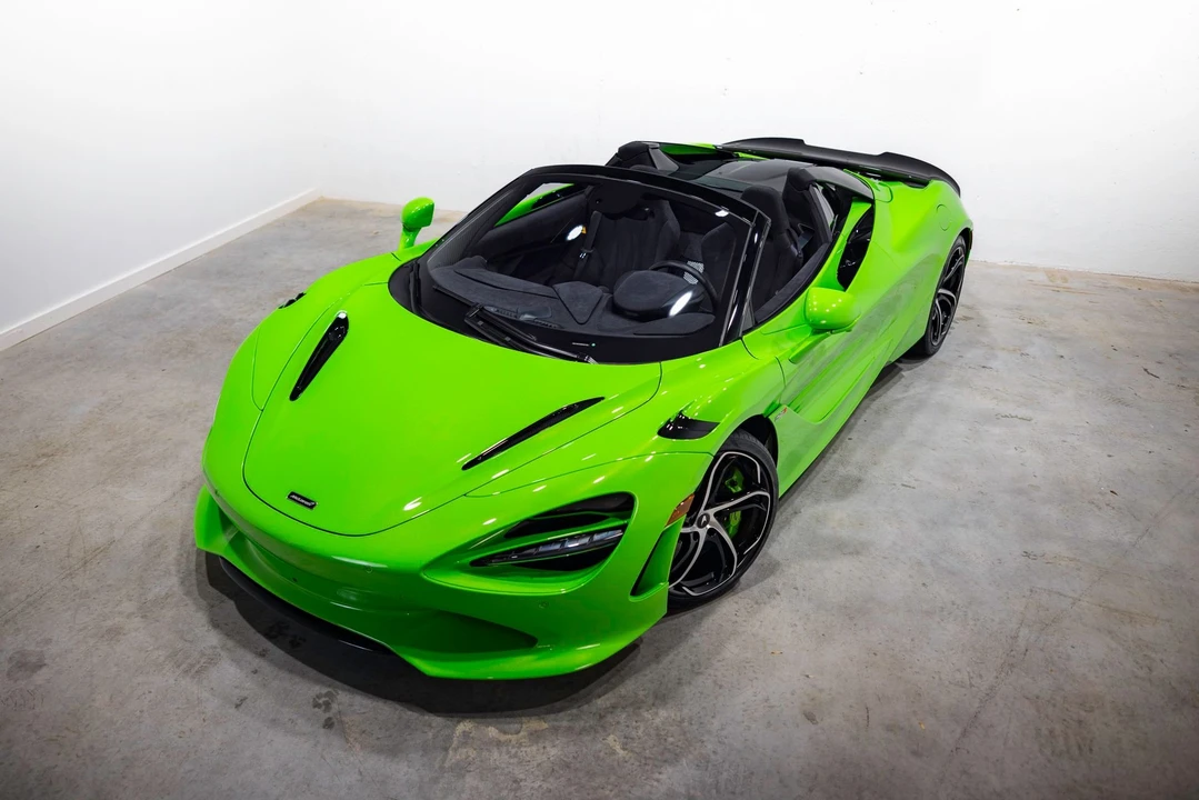 2024 McLaren 750S Spider - Image 10 of 30