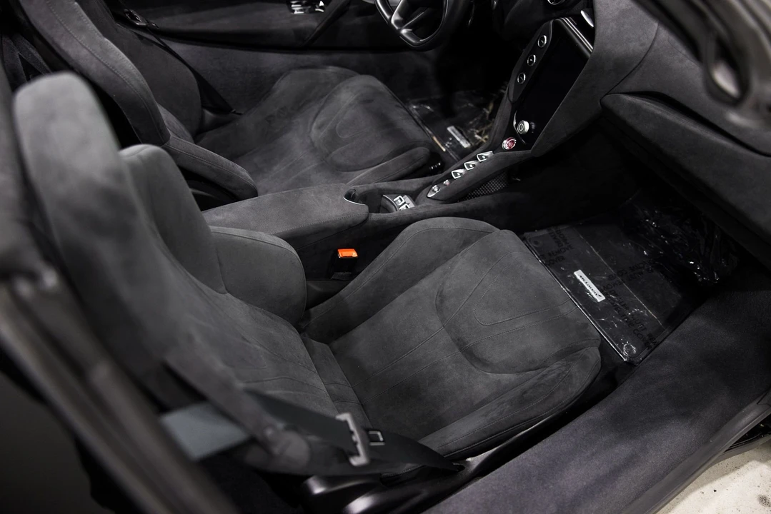 2024 McLaren 750S Spider - Image 20 of 30