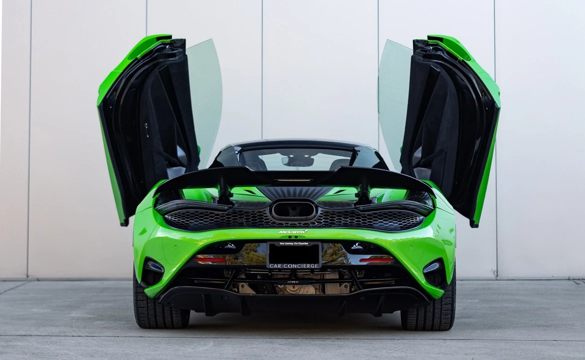 2024 McLaren 750S Spider - Image 6 of 30