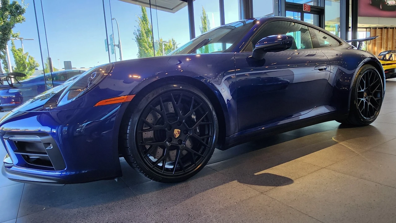 2024 Porsche 992 Carrera S - Image 2 of 31