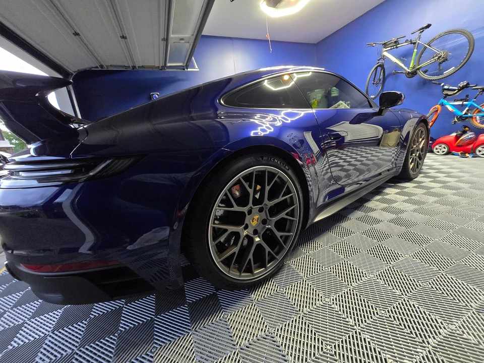 2024 Porsche 992 Carrera S - Image 24 of 31