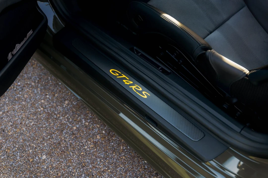 2025 Porsche 718 Cayman GT4 RS - Image 13 of 21