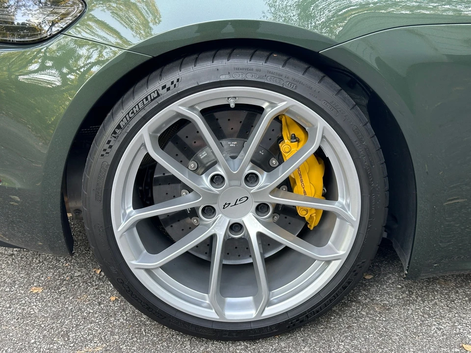 2021 Porsche 718 Cayman GT4 - Image 6 of 19