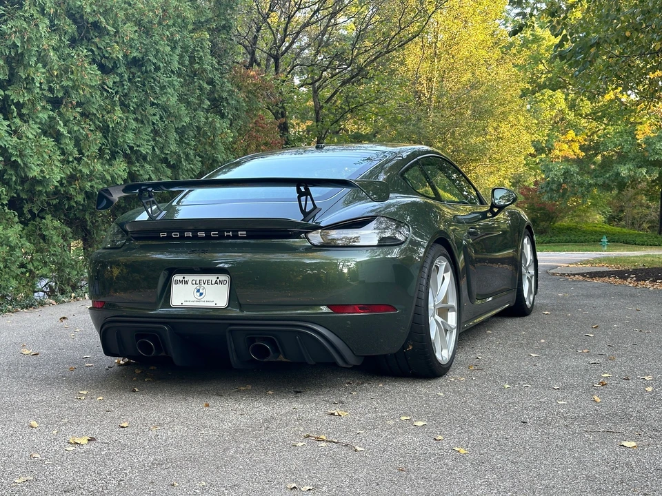 2021 Porsche 718 Cayman GT4 - Image 4 of 19