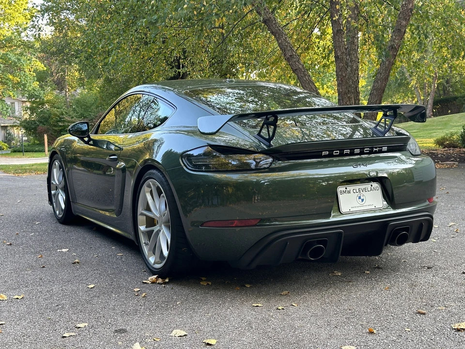 2021 Porsche 718 Cayman GT4 - Image 3 of 19