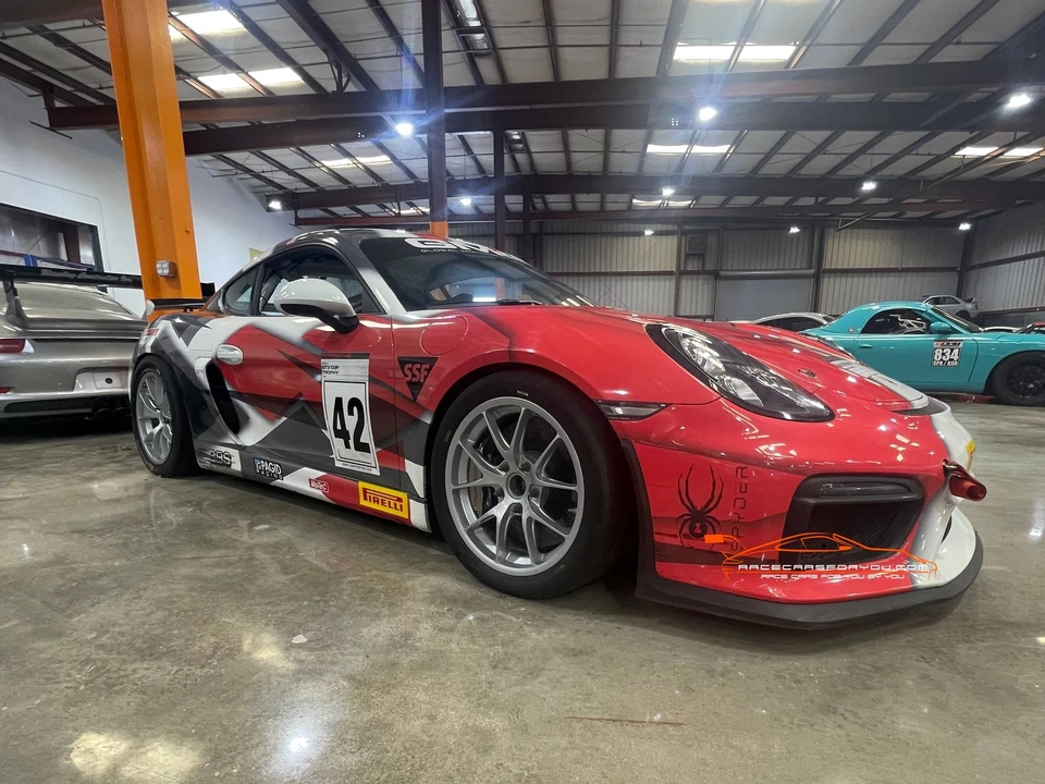 2016 Porsche 981 Cayman GT4 - Image 2 of 2