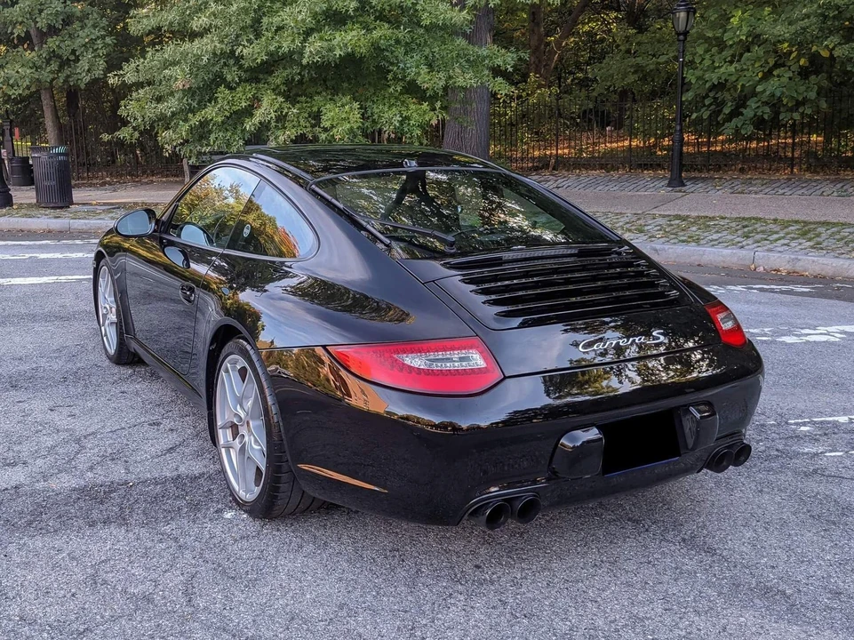 2010 Porsche 997 Carrera S - Image 4 of 31