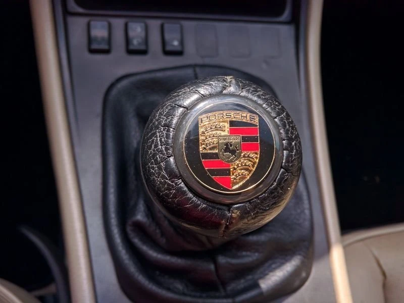 1987 Porsche 944 - Image 11 of 13