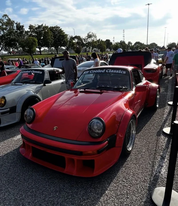 1976 Porsche 934 & 935 - Image 3 of 10