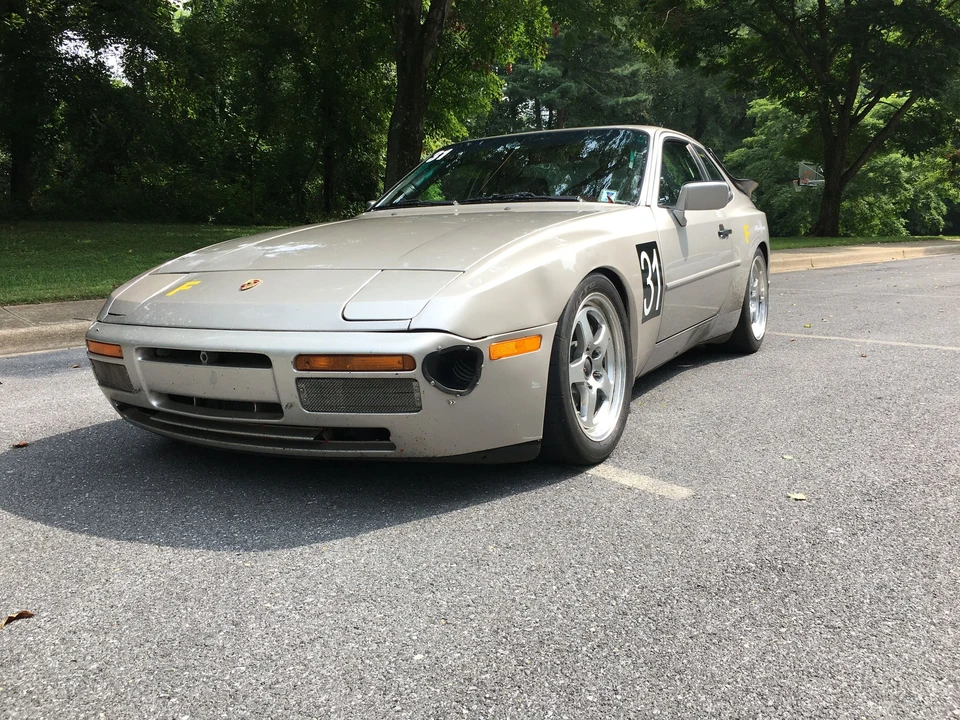 1989 Porsche 944 Turbo - Image 2 of 8