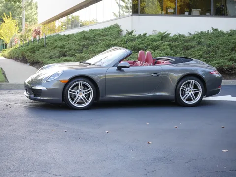 2013 Porsche 911 Carrera Cabriolet