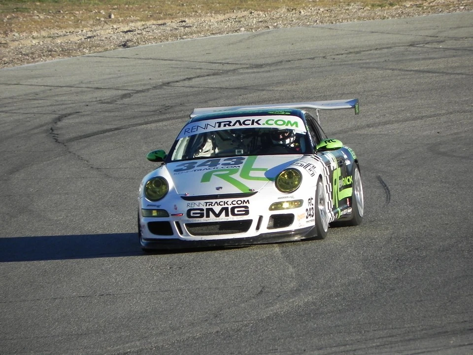 Porsche 997 GT3 - Image 2 of 7