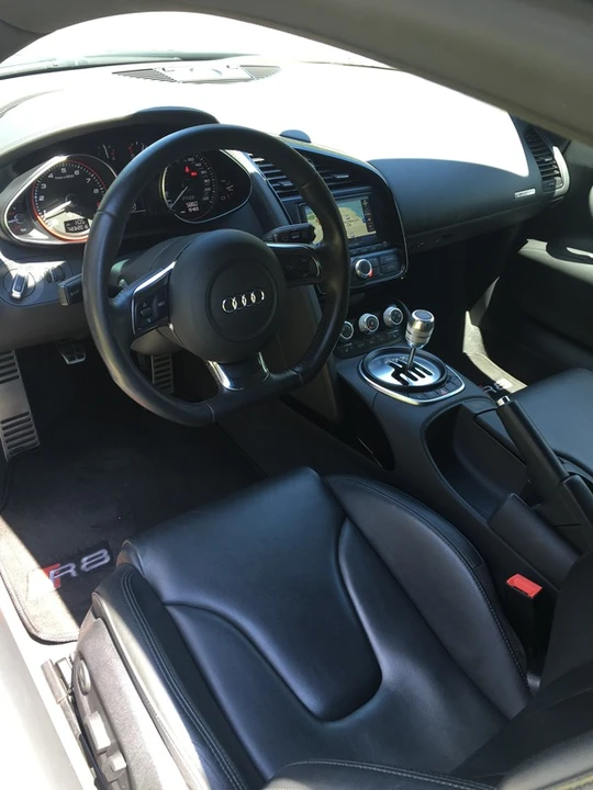 2011 Audi 42 R8 - Image 14 of 14