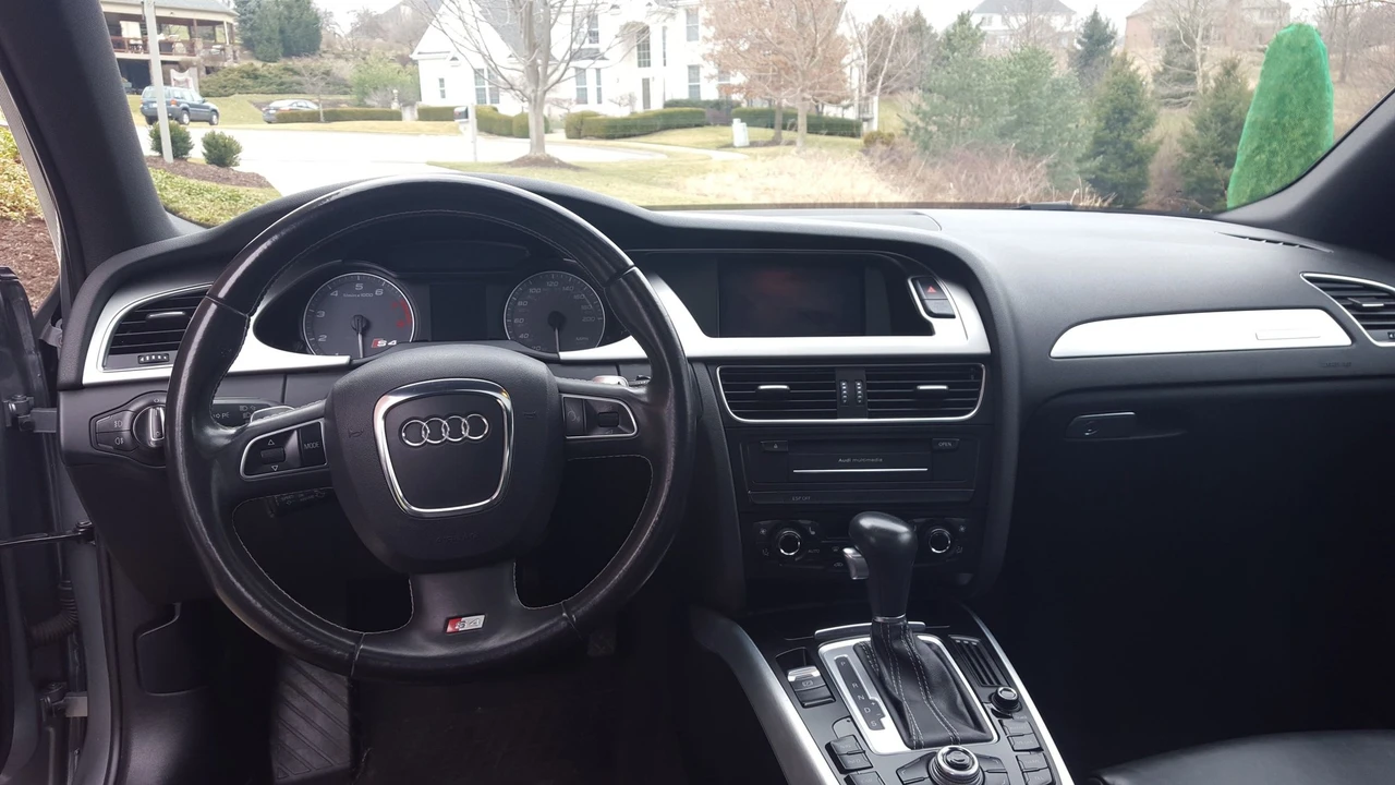 2010 Audi B8 S4 - Image 5 of 8