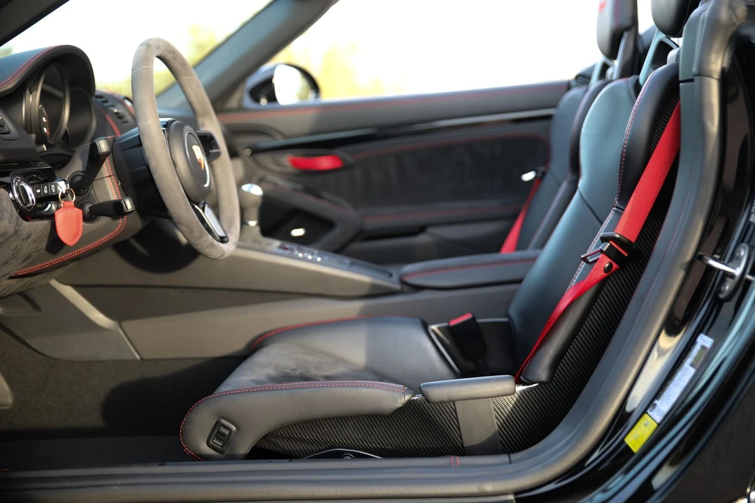 2016 Porsche 981 Boxster Spyder - Image 11 of 14