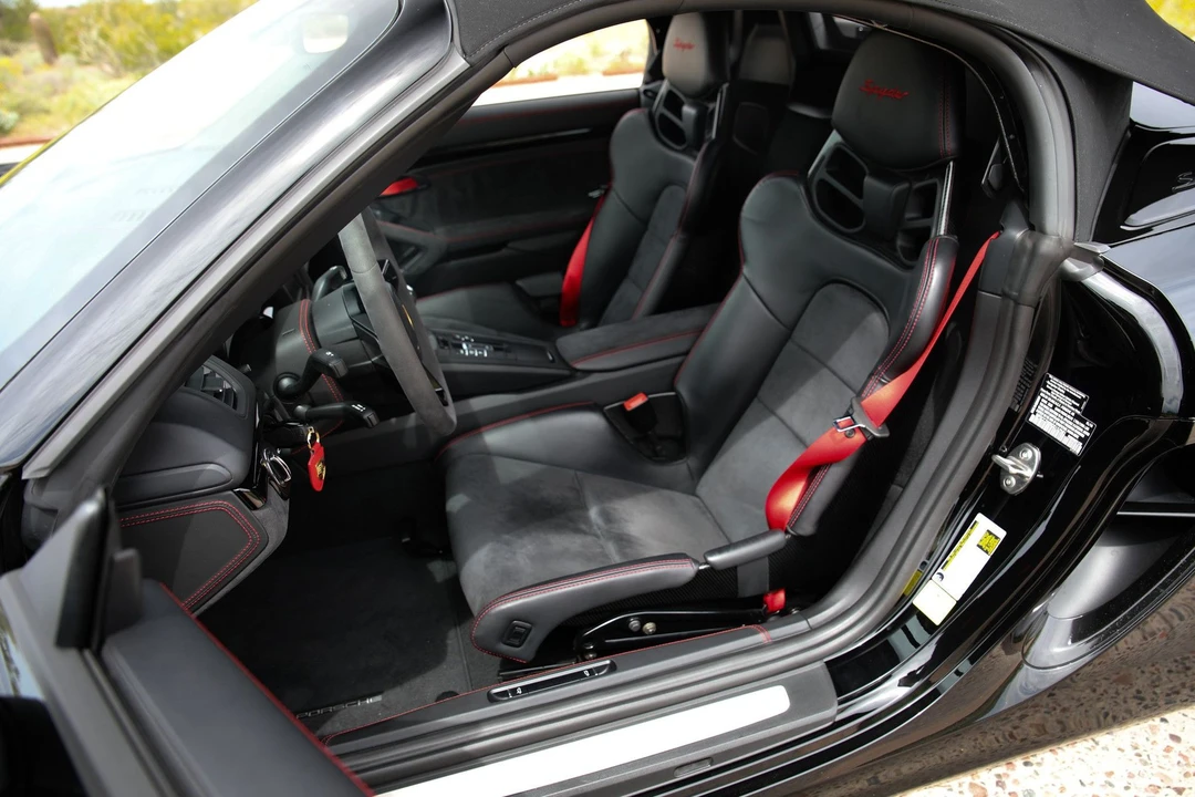2016 Porsche 981 Boxster Spyder - Image 12 of 14