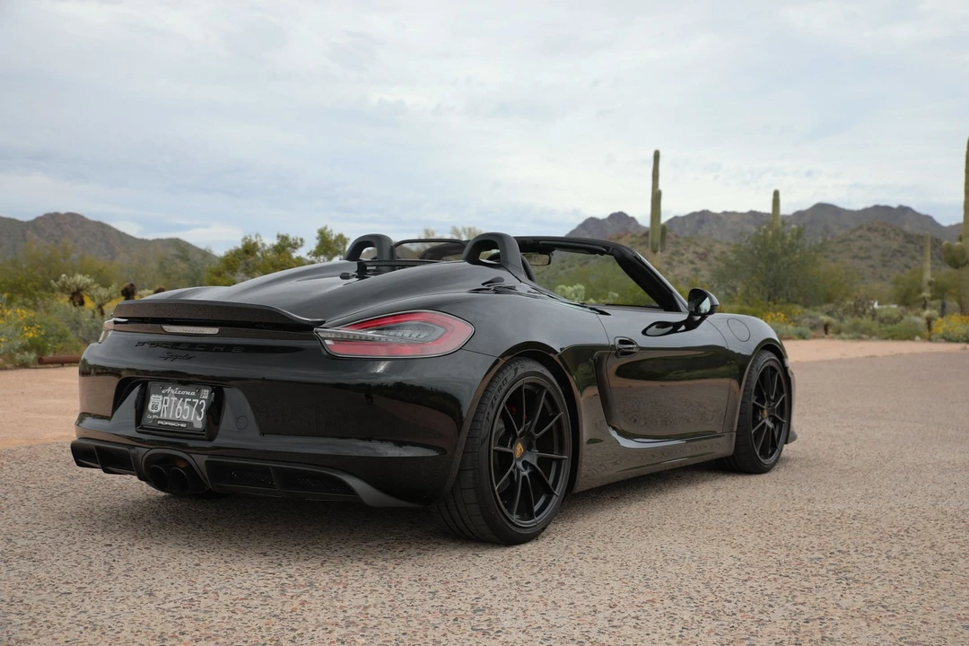 2016 Porsche 981 Boxster Spyder - Image 22 of 31