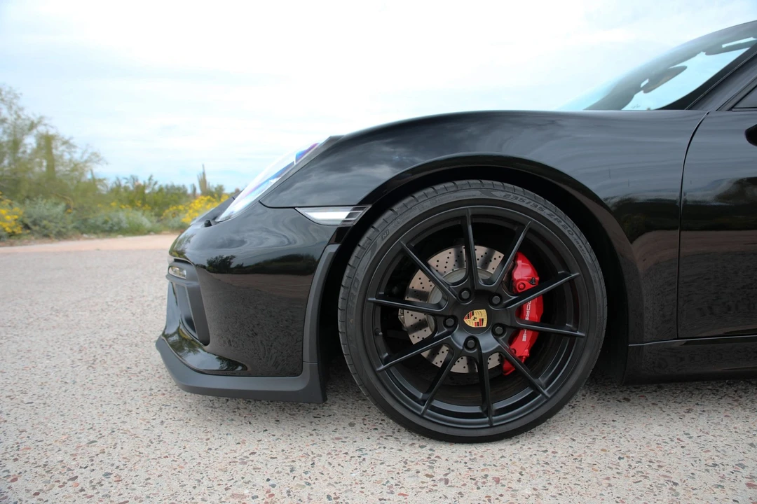 2016 Porsche 981 Boxster Spyder - Image 24 of 31