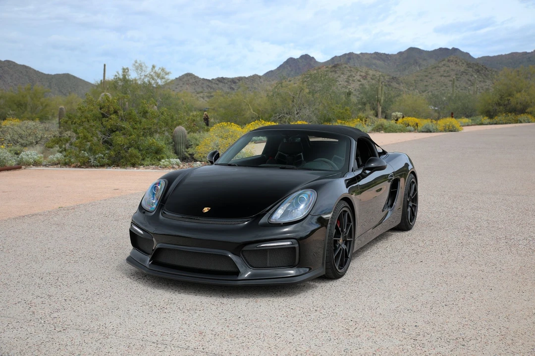2016 Porsche 981 Boxster Spyder - Image 2 of 31