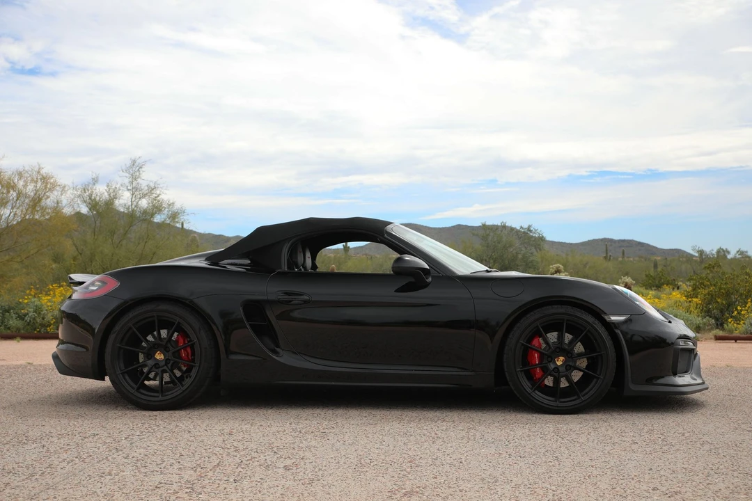 2016 Porsche 981 Boxster Spyder - Image 7 of 31