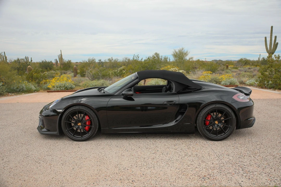 2016 Porsche 981 Boxster Spyder - Image 8 of 31