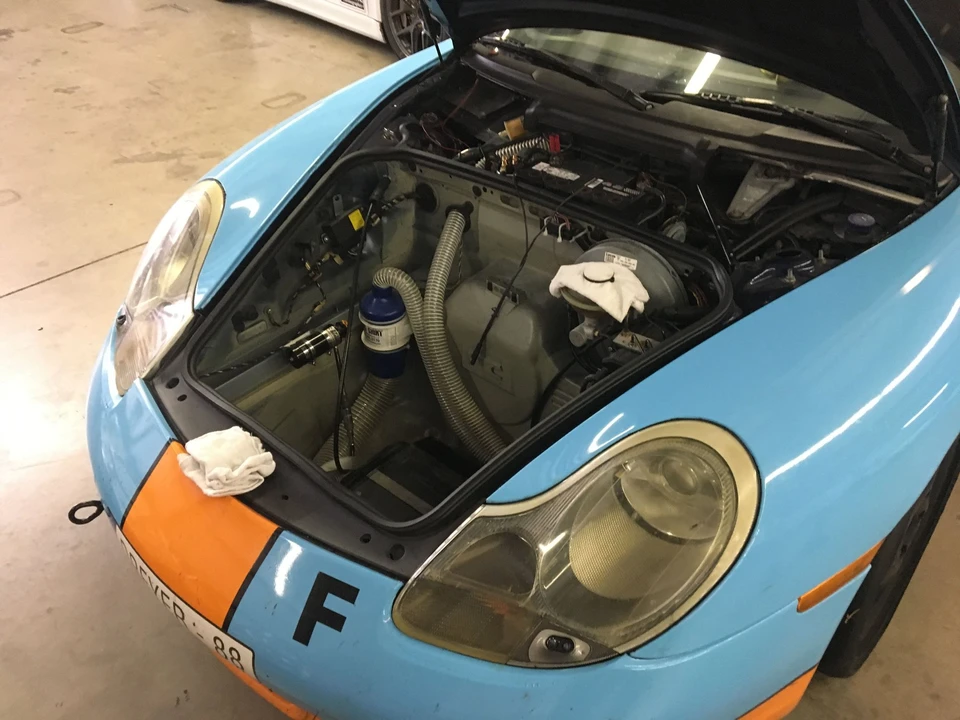 2002 Porsche 986 Boxster - Image 3 of 8