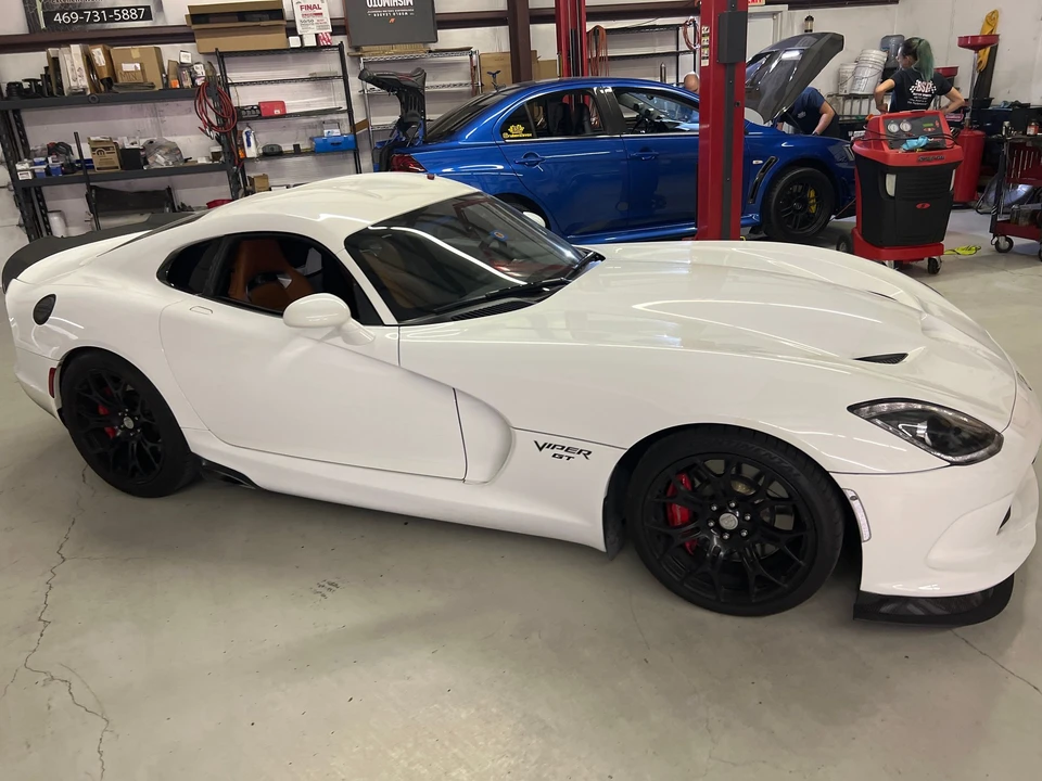 2015 Dodge Viper 5th Gen - Image 2 of 5