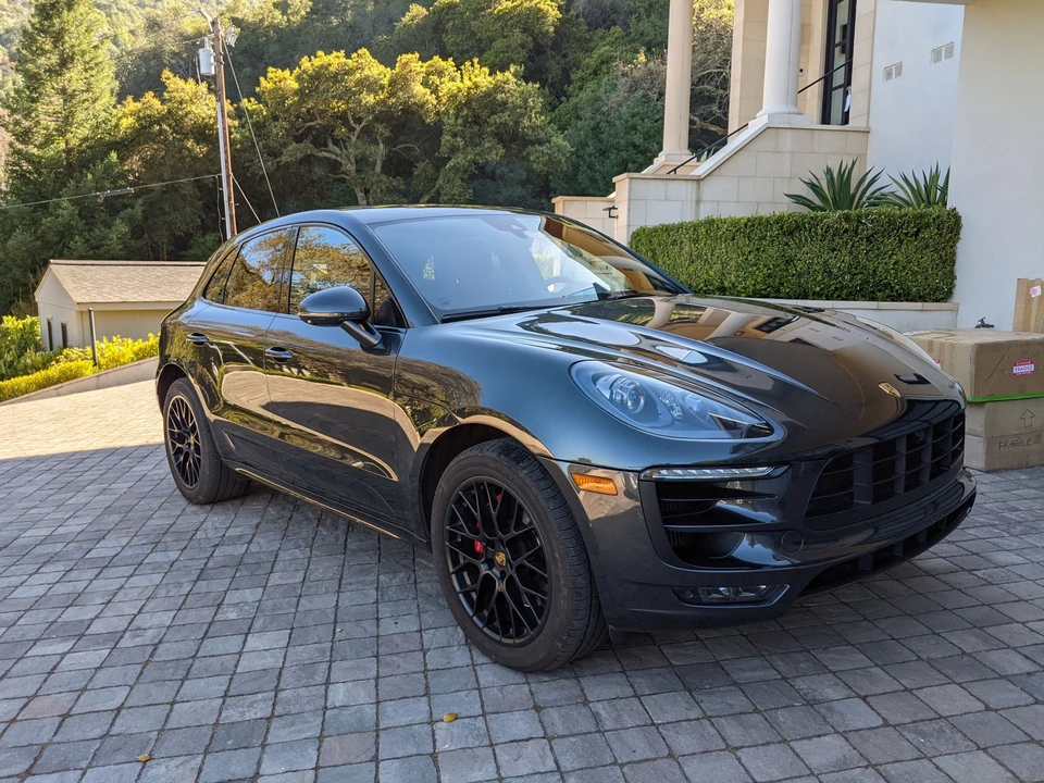 2017 Porsche Macan GTS - Image 2 of 14
