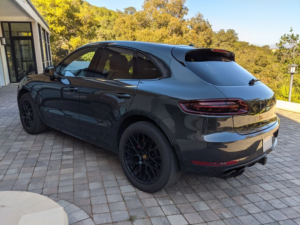2017 Porsche Macan GTS - Image 7 of 14