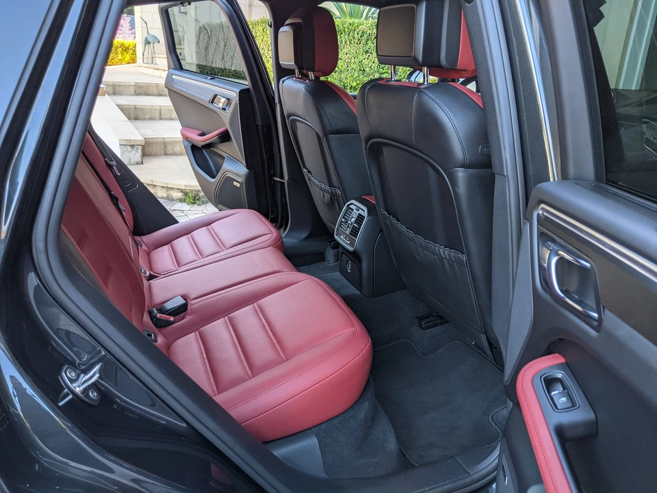 2017 Porsche Macan GTS - Image 14 of 14