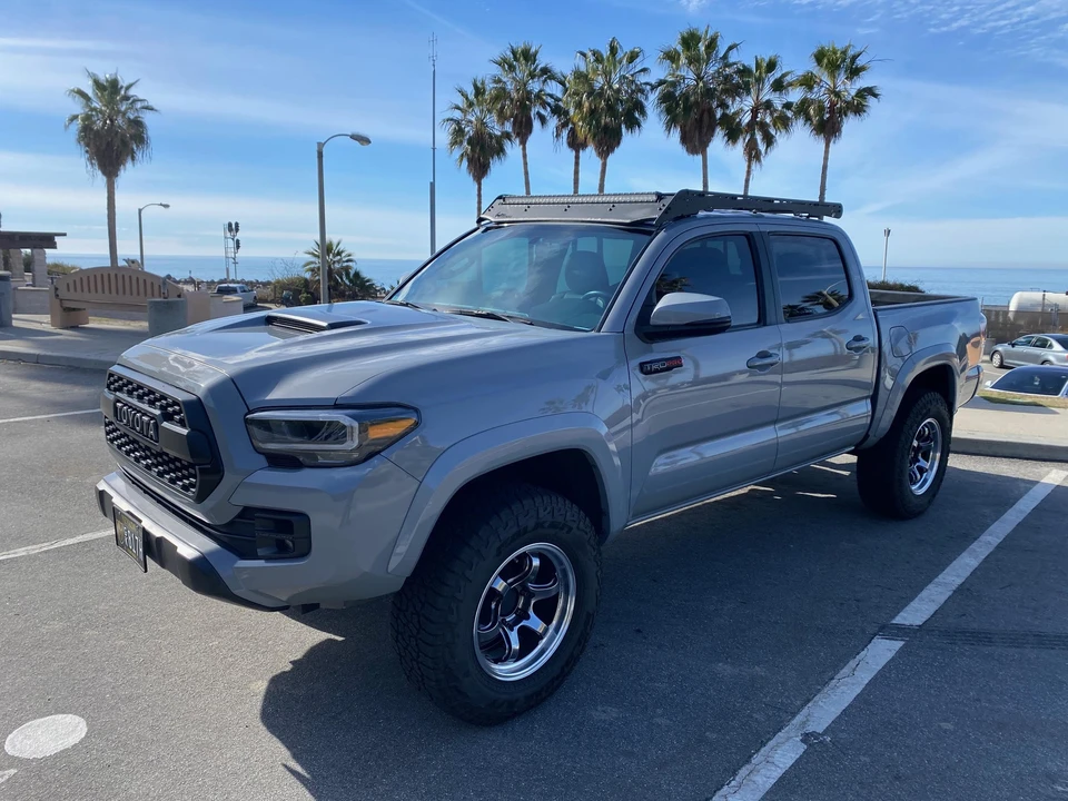 2017 Toyota Tacoma 3rd Gen - Image 3 of 9