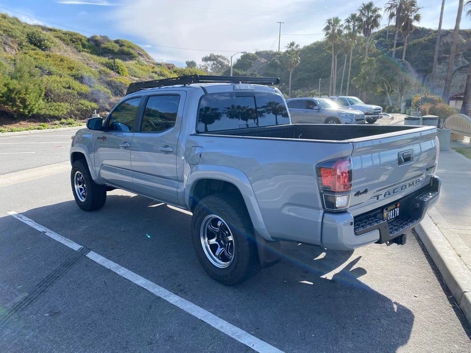 2017 Toyota Tacoma 3rd Gen - Image 5 of 9