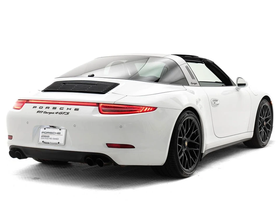 2016 Porsche 991 Targa 4 GTS - Image 7 of 31