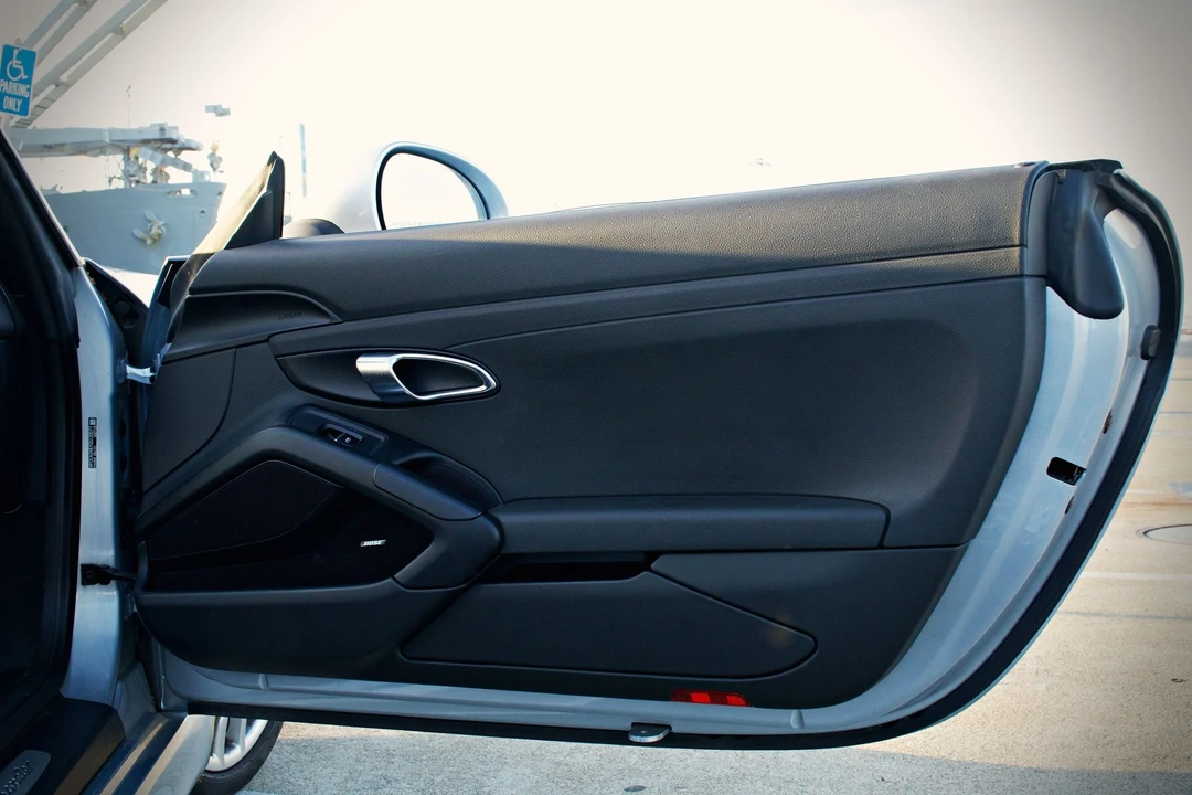 2016 Porsche 981 Boxster - Image 14 of 29