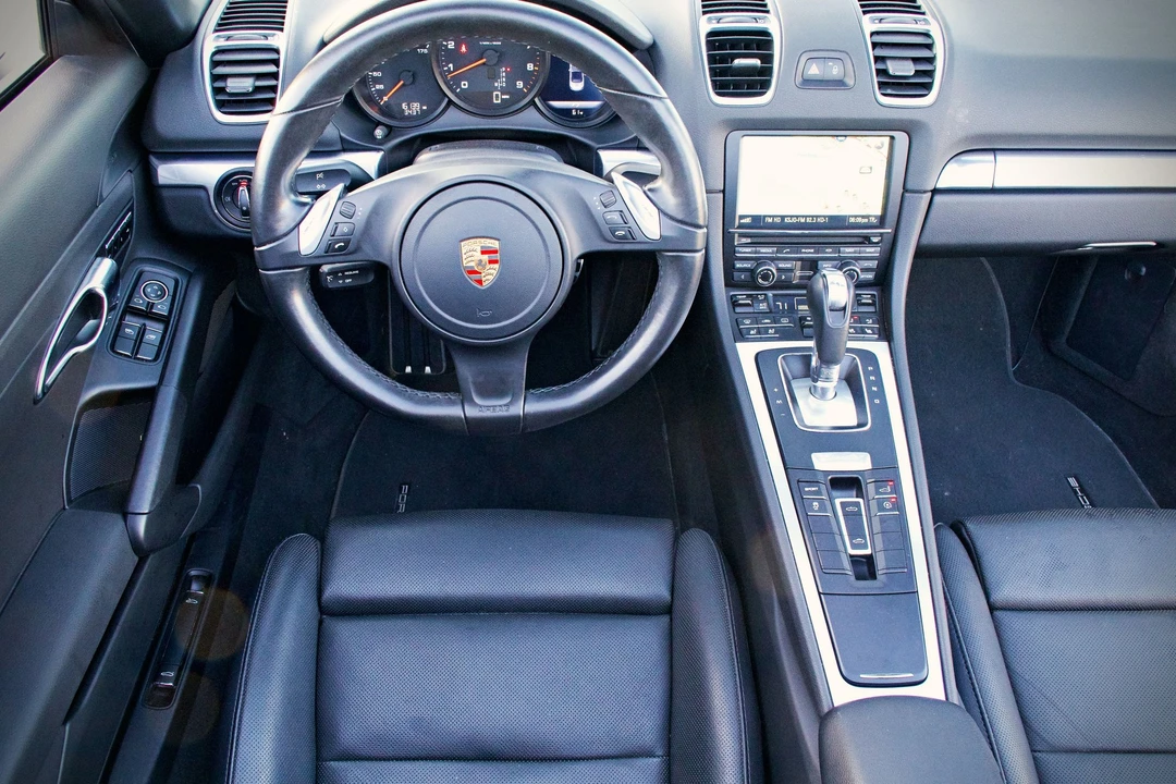2016 Porsche 981 Boxster - Image 11 of 29