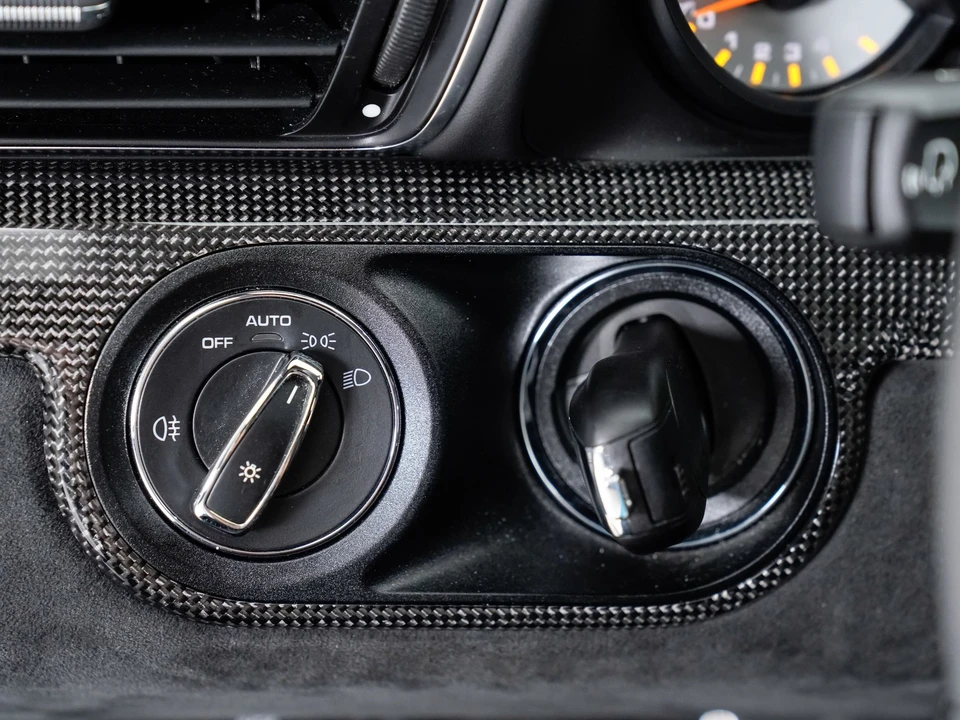 2018 Porsche 991 GT3 - Image 18 of 31