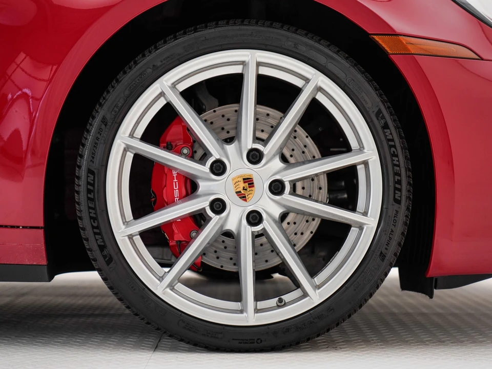 2021 Porsche 992 Targa 4 & 4S - Image 12 of 31