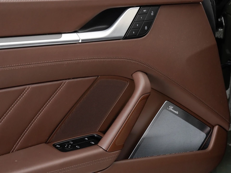 2022 Porsche 992 Turbo S - Image 12 of 31