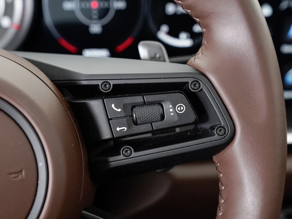 2022 Porsche 992 Turbo S - Image 21 of 31