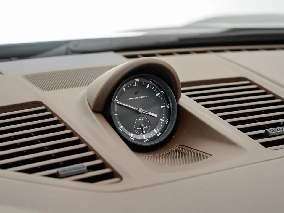 2022 Porsche 992 Turbo S - Image 25 of 31