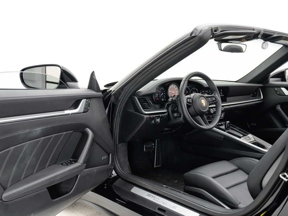 2022 Porsche 992 Turbo S - Image 11 of 31
