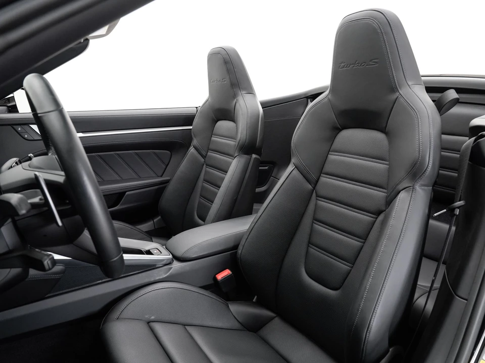 2022 Porsche 992 Turbo S - Image 15 of 31