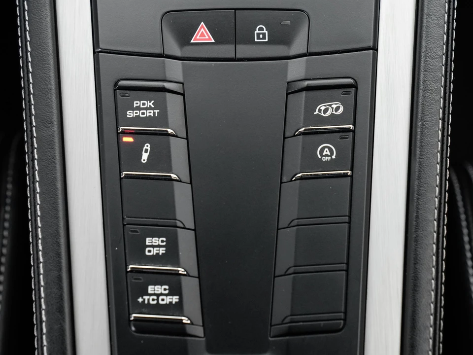 2022 Porsche 718 Cayman - Image 25 of 31